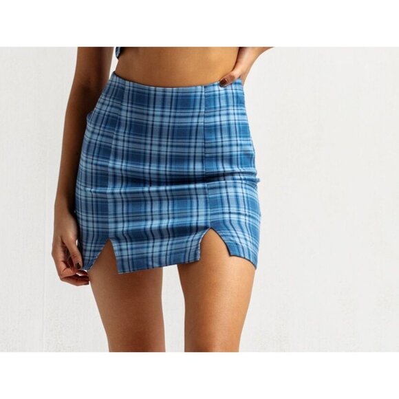Full Tilt - Blue Plaid Slit Mini Skirt - Size XXL - Fitted Silhouette - NWT - Picture 1 of 6